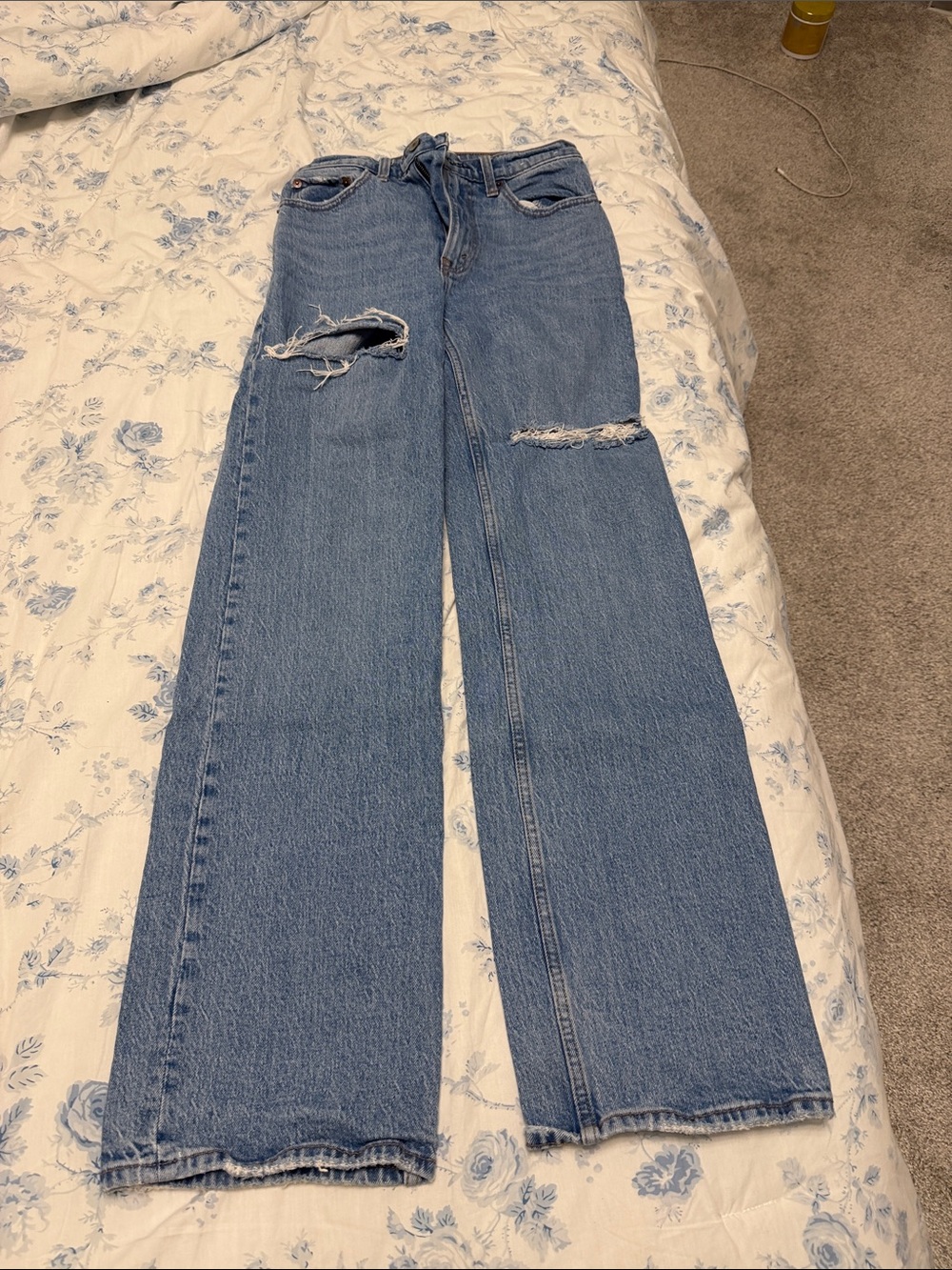 Abercrombie & Fitch High-Rise Wide-Leg Distressed Jeans - Blue